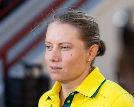 Australia's Female Cricket Team Endures Unprecedented Heavy Defeat to Indian Side